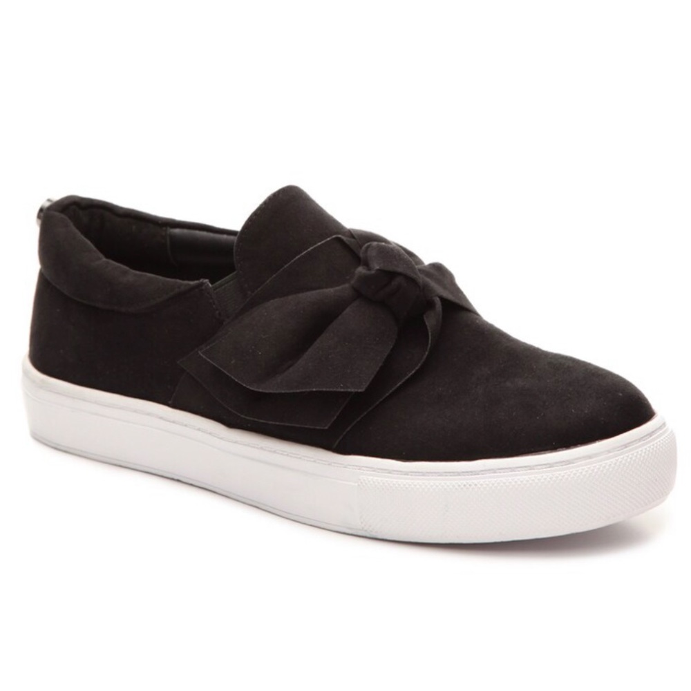 Steve Madden Women’s Frilie Slip-On Sneakers with Bow Detail, Black Size 6.5
